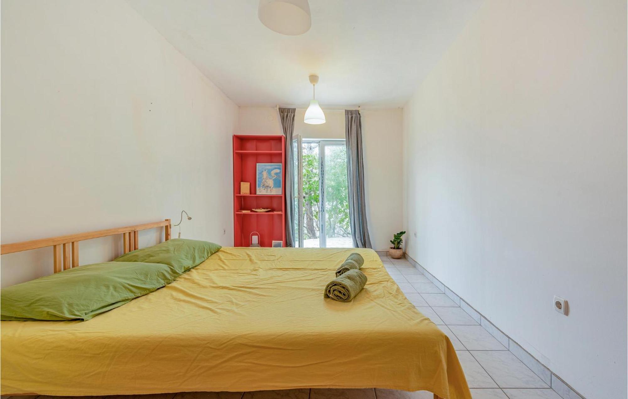 Pet Friendly Apartment In Novalja With Kitchen Esterno foto